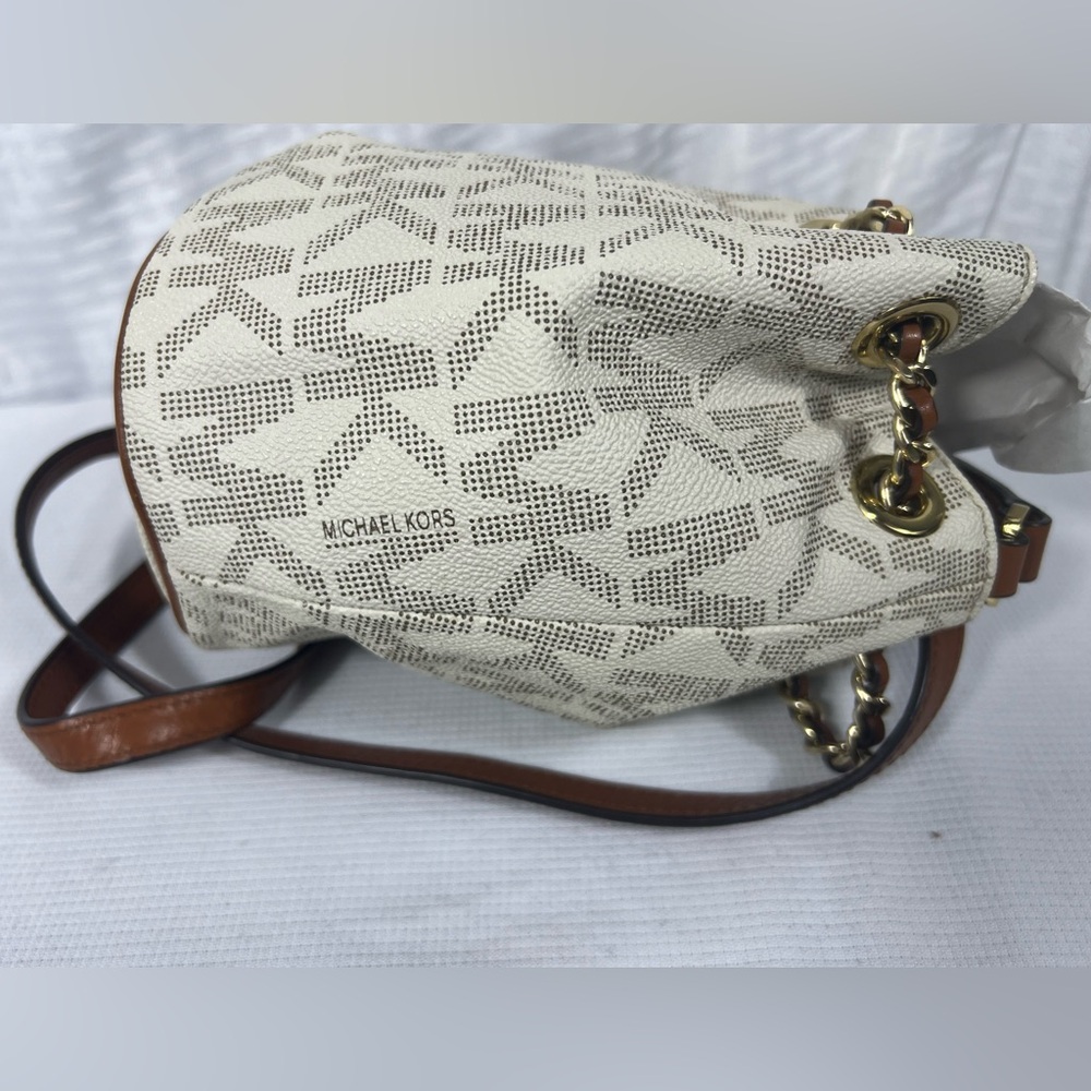 4244: Michael Kors Frankie Signature MK Bucket Bag Vanilla Acorn - Picture 8 of 13